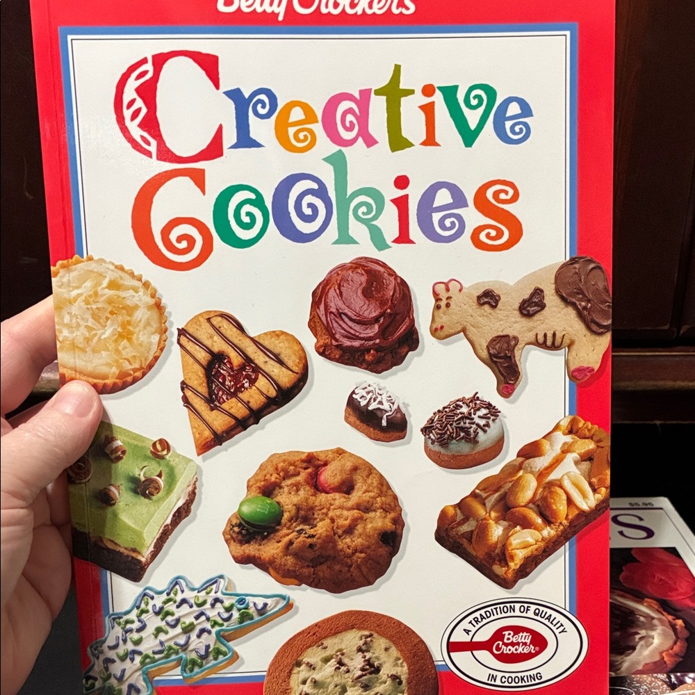 Assorted Baking & Dessert Recipe cookbooks- Candy, Cookies & Chocolates (Set) - Picture 5 of 14